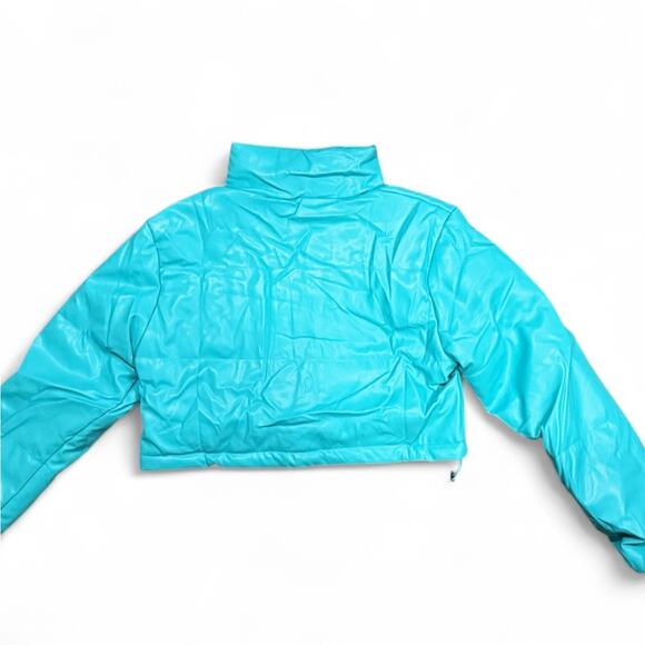 NWT Turquoise Cropped Puffer Jacket
SM/MED/LG Available - Picture 8 of 8